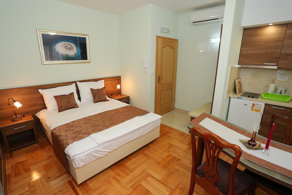 Apartments Ivana - Iva زادار الغرفة الصورة