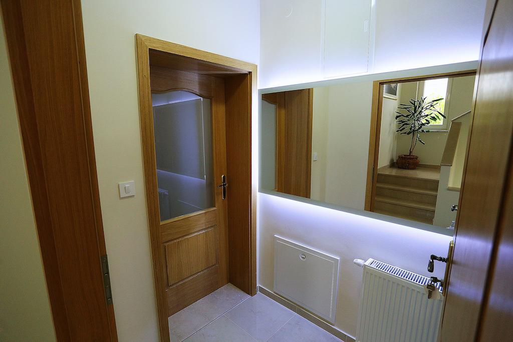 Apartments Ivana - Iva زادار الغرفة الصورة