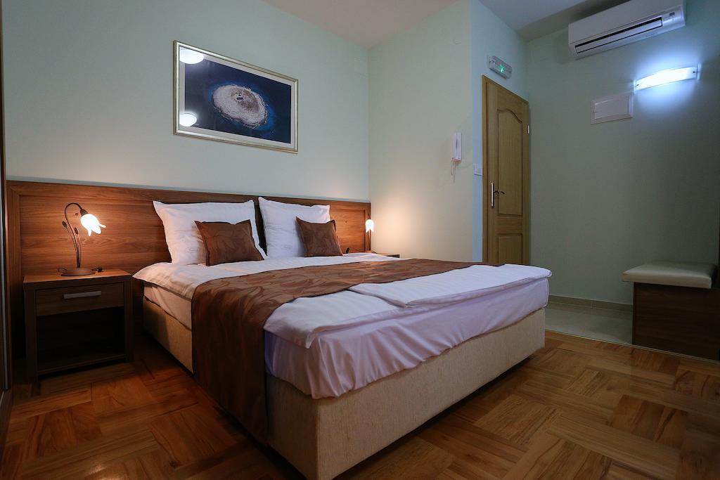Apartments Ivana - Iva زادار الغرفة الصورة