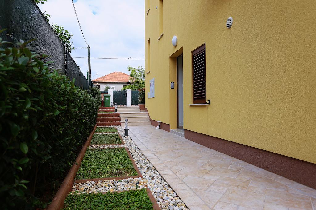 Apartments Ivana - Iva زادار المظهر الخارجي الصورة